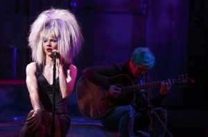 <em>Hedwig and the Angry Inch</em>'s John Cameron Mitchell to Receive 2015's Special Tony Award
