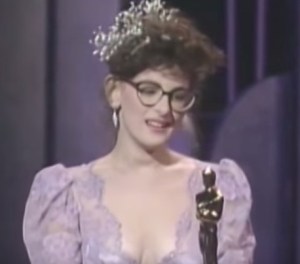 Flashback Friday: <em>Spring Awakening</em>'s Marlee Matlin Delivers 1987 Oscar Acceptance Speech