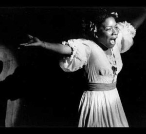 Flashback Friday: Original <em>The Wiz</em> Star Stephanie Mills Brings It All "Home"