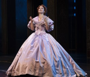 Kelli O'Hara Departs Broadway's <em>The King and I</em>