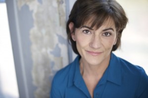TimeLine Theatre Sets Dates for Chicago Premiere of <em>Bakersfield Mist</em>