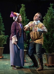 <em>She Stoops to Conquer</em>