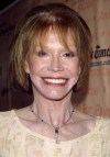 Mary Tyler Moore, TV Pioneer and <em>Broadway Barks</em> Cofounder, Has Died