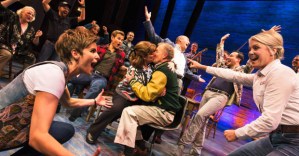 <em>Come From Away</em>, <em>Jitney</em>, Bette Midler, and More Win Big at 2017 Drama Desk Awards