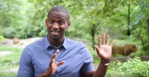 <em>The Lion King</em>'s Jelani Remy Visits the Bronx Zoo