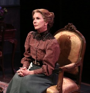 First Look at Melissa Gilbert in <em>If Only</em>