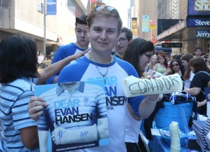 Broadway Flea Market Raises a Record $1,023,309