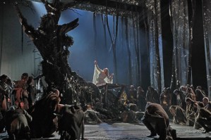 <em>Norma</em>