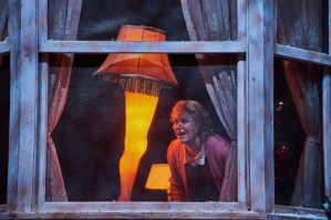 <em>A Christmas Story</em> Returns to Cleveland Play House for 10th Season