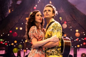 Check Out Alison Luff, Paul Alexander Nolan in <em>Escape to Margaritaville</em>