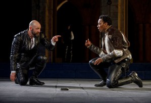 First Look at Corey Stoll and Chukwudi Iwuji in <em>Othello</em>
