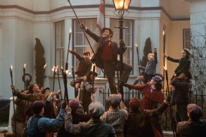 Lin-Manuel Miranda Geeks Out About All the Cool Theater Stuff in <em>Mary Poppins Returns</em>