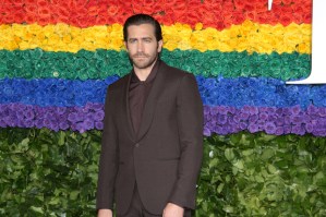 Jake Gyllenhaal Reportedly Set to Produce and Star in <em>Fun Home</em> Film Adaptation