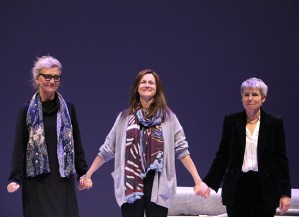 Laura Linney Opens on Broadway in <em>My Name Is Lucy Barton</em>