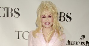 Moderna COVID Vaccine Research Partially Funded by Dolly Parton