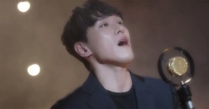 Exclusive: Watch Korean <em>Hadestown</em> Star Hyung Gyun Zo Sing "Epic III"
