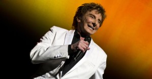 Barry Manilow's <em>Harmony</em> and Ricky Ian Gordon's <em>Finzi-Continis</em> Opera to Have NYC Premieres