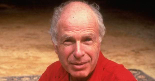 Peter Brook, Legendary Theater Director Behind Landmark Midsummer and Marat/Sade, Dies at 97