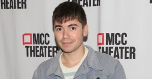 Noah Galvin Leads Holiday Audio Rom-Com <em>Christmasuzannukkah</em>