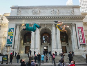 <em>Cirkopolis</em> Cast Performs Around New York City