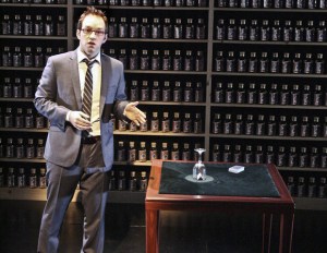 <em>Nothing to Hide</em> Star Helder Guimarães on How a Lifetime of Magic Led Him to Theater and Neil Patrick Harris