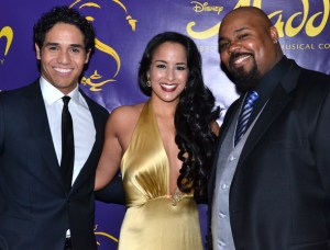 PHOTO FLASH: Lorna Luft, Jill Paice, Tony Yazbeck, et al. at Paper Mill’s <i>White Christmas</i> Press Event