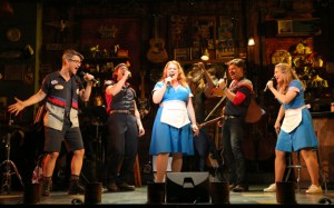 See the Cast of City Center Encores! Off-Center's <em>Pump Boys and Dinettes</em> in Action