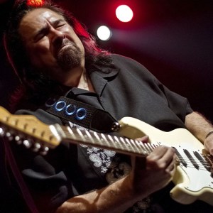 COCO MONTOYA CELEBRATES ALBERT COLLINS WITH RONNIE BAKER BROOKS