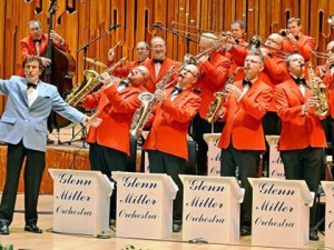 The World Famous Glenn Miller Orchestra