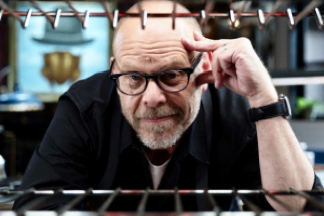 alton brown live beyond the eats logo 93620