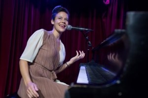 An Old-Fashioned Piano Party with Leslie Goshko