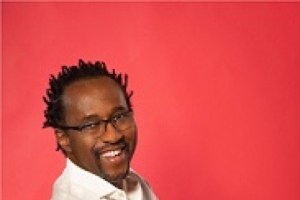 “Beautiful Vibration” – Colors of African Music w/ Gino Sitson Trio