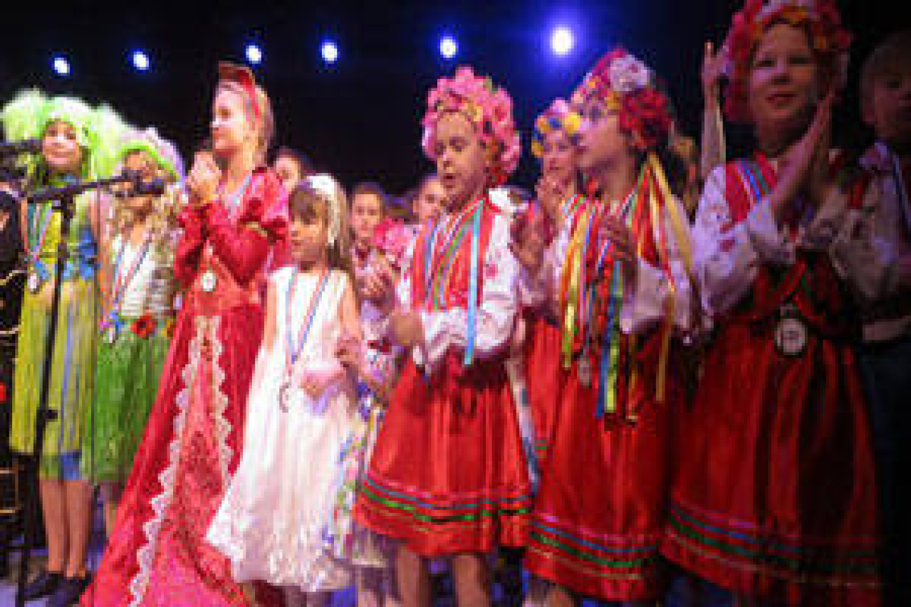 childrens festival of russian culture logo 38163 1