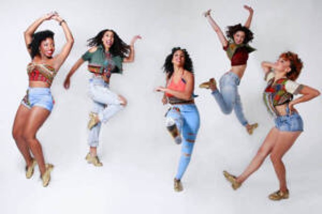 chlo arnolds syncopated ladies live logo 94235 1