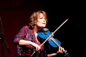 Eileen Ivers and unIVERSal Roots