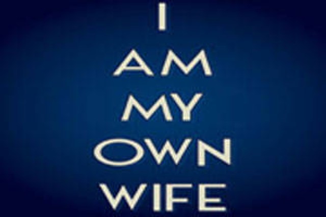 i am my own wife logo 33078