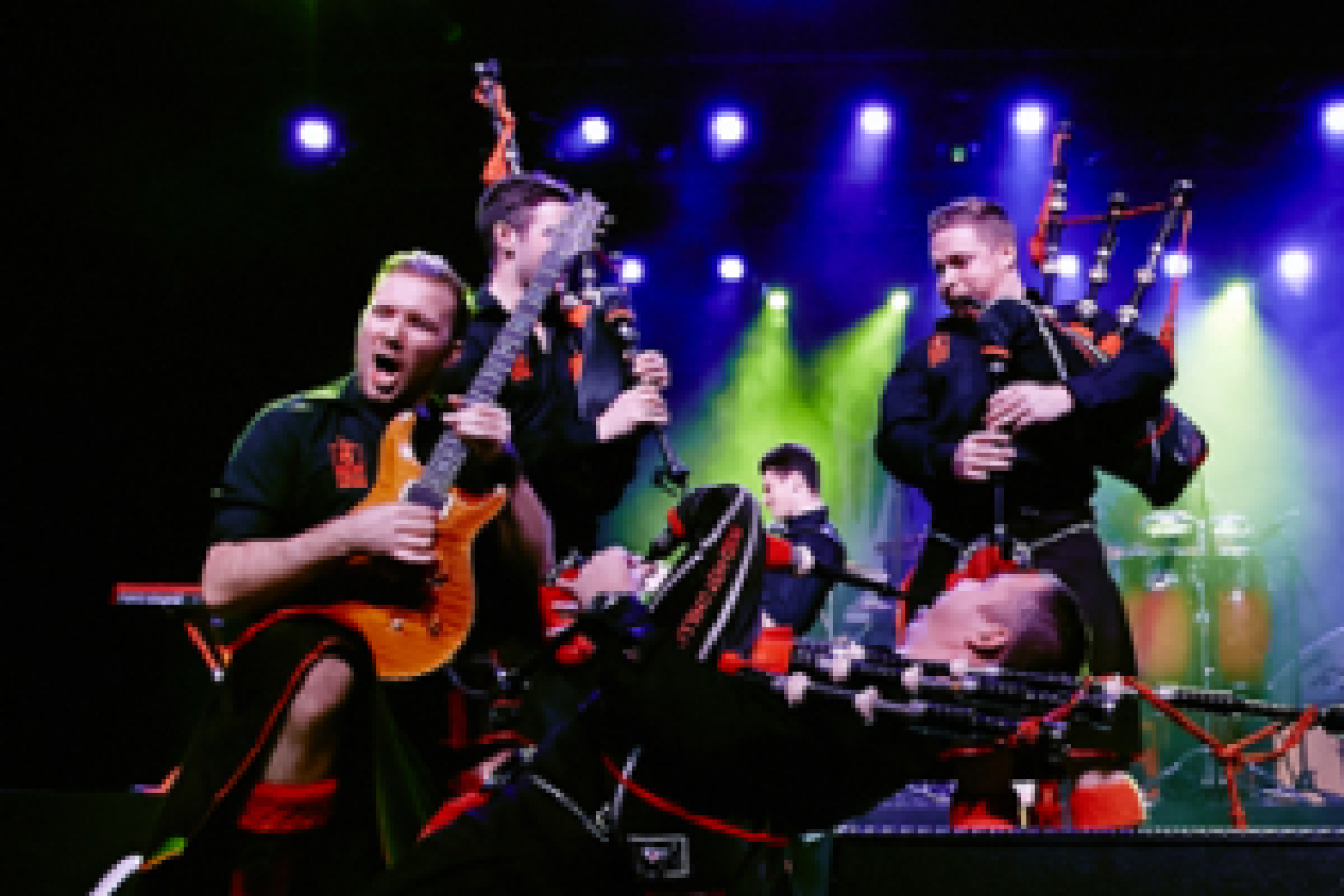 red hot chilli pipers logo 49569
