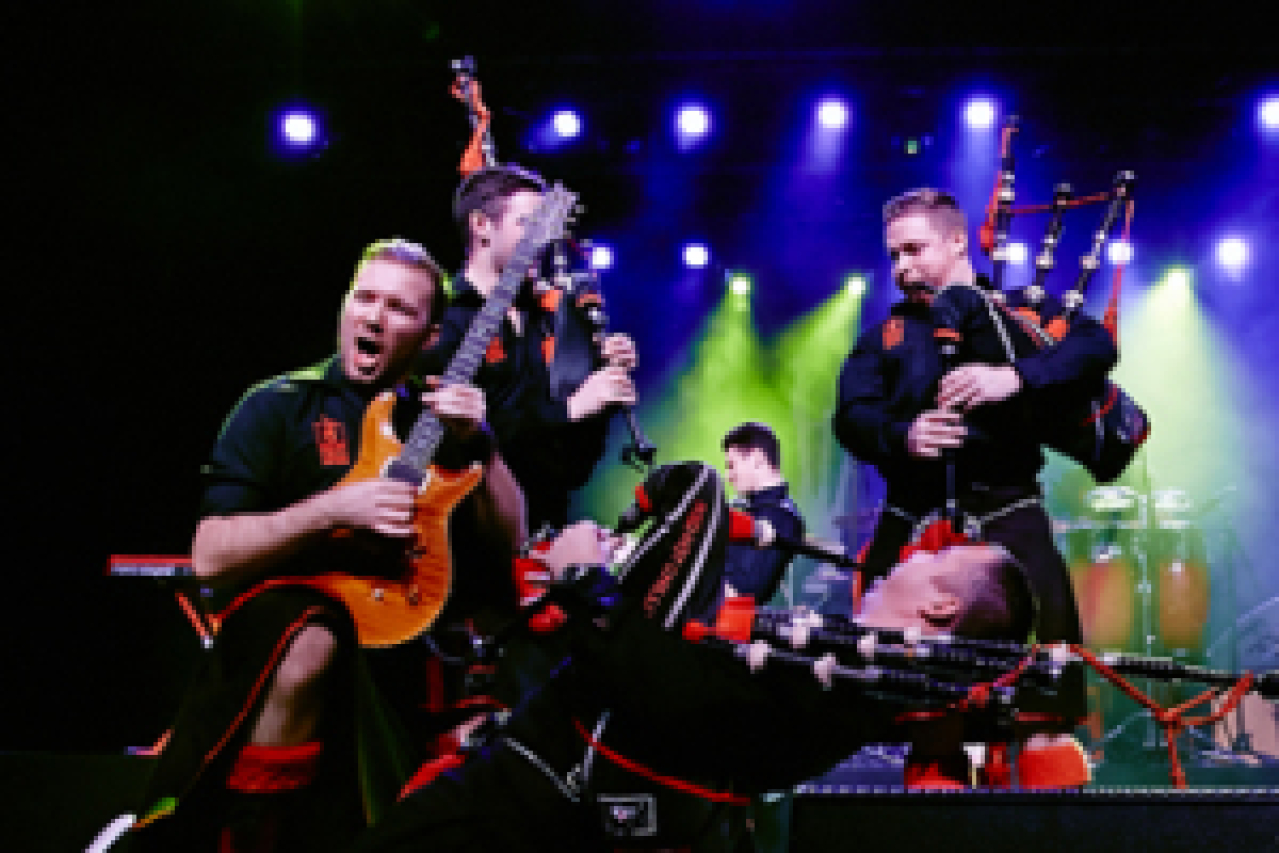 red hot chilli pipers logo 49569