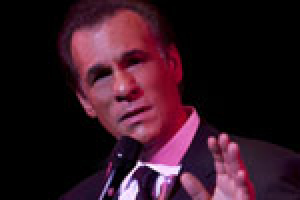 Robert Davi Sings Sinatra