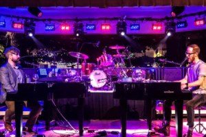 Savage Pianos