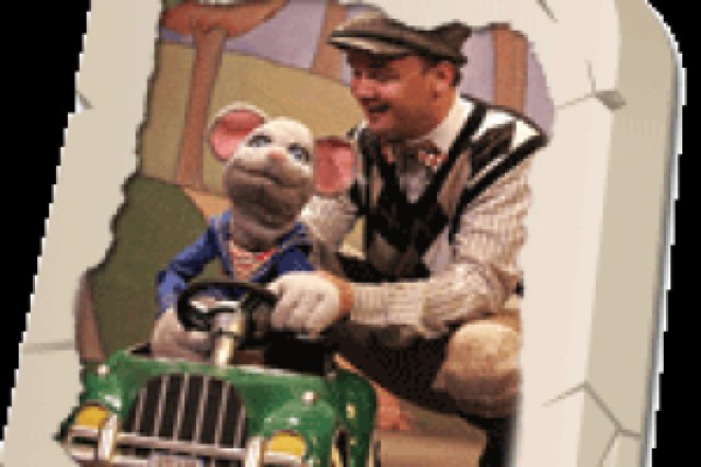 stuart little live on stage logo 32995