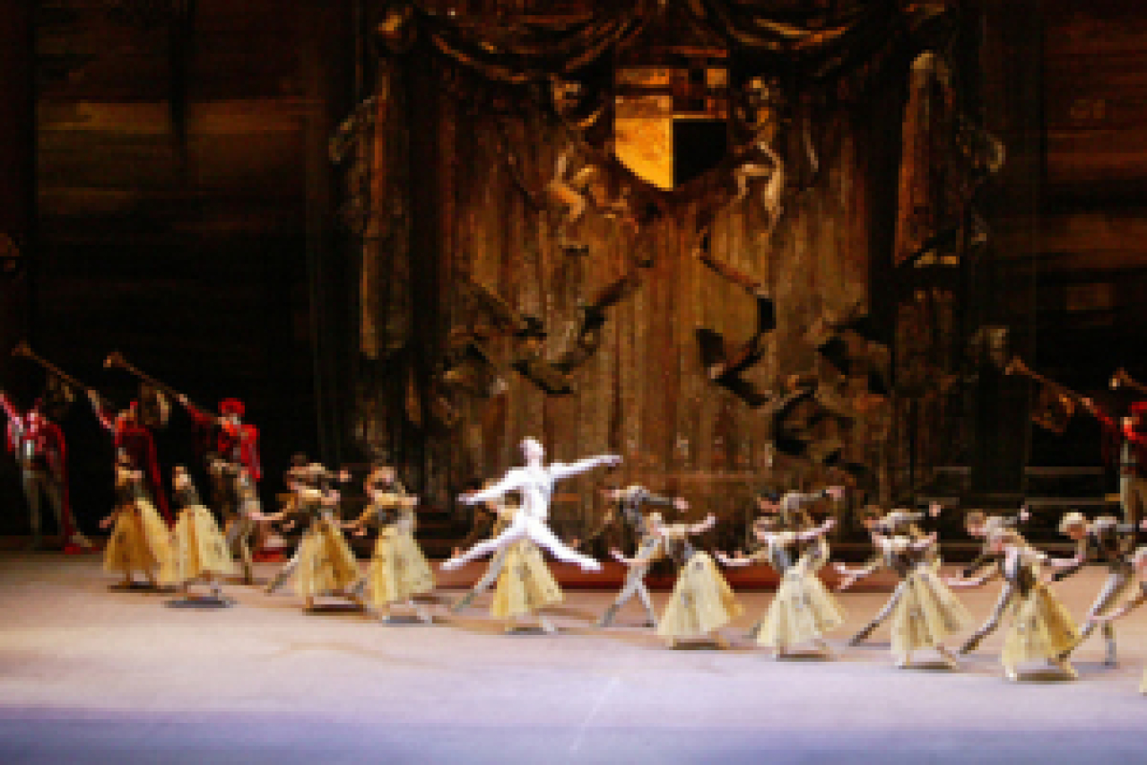 the bolshoi ballet in hd swan lake logo 46350