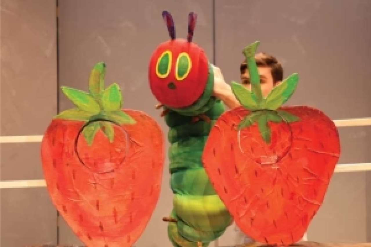 the very hungry caterpillar show experience logo 90128