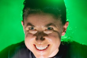 Review: <I>The Creeps</I> is a Spooky Solo Show with Audience Participation