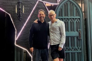 Interview: <I>Dracula, A Comedy of Terrors</I> Makes Dreams Come True for Steve Rosen and Arnie Burton