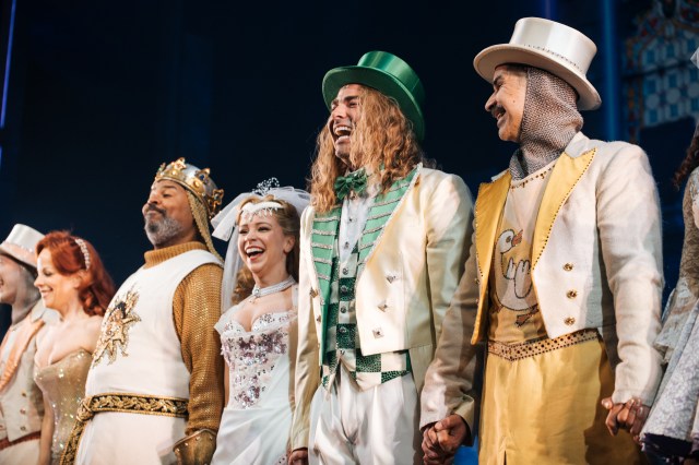 Jonathan Bennett and <i>Spamalot</i> cast (© Andy Henderson)