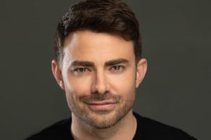 Jonathan Bennett to Make Broadway Debut in <i>Spamalot</i>