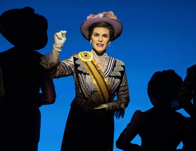 Interview: Lessons in Kindness from Jenn Colella, New Mom and Star of ...