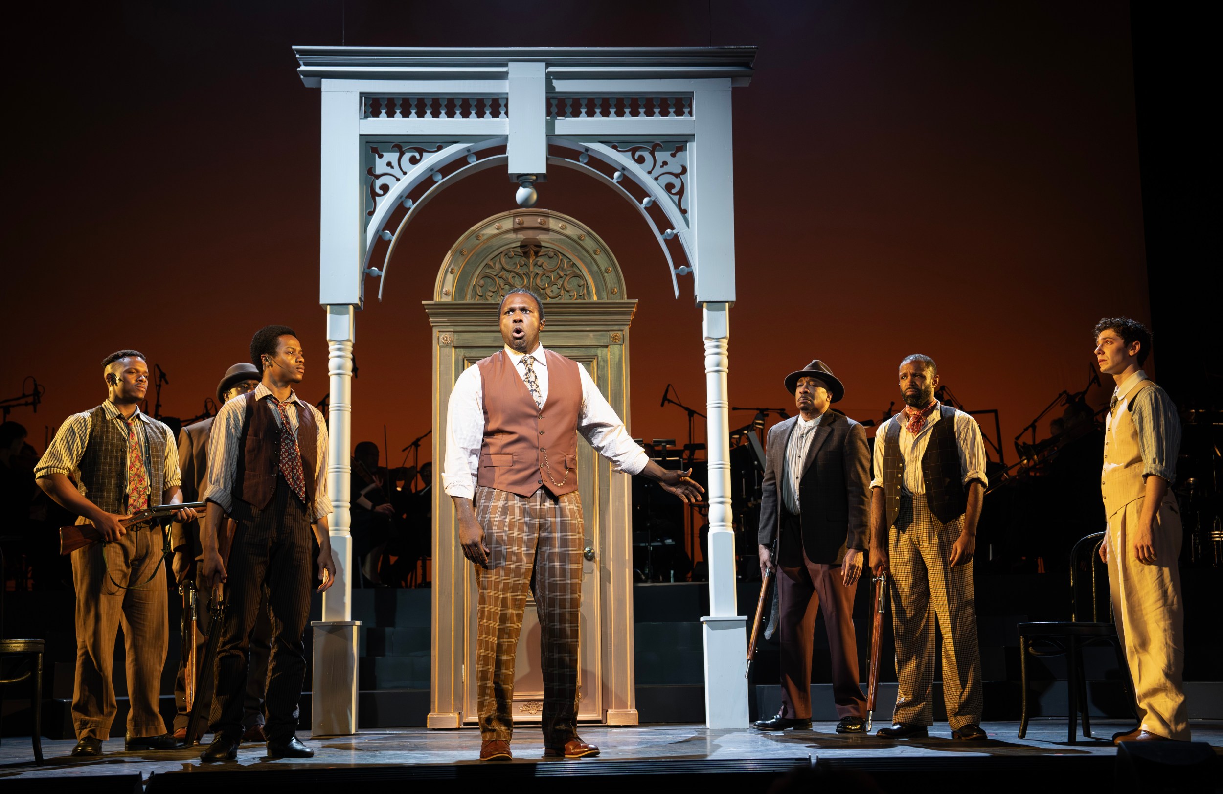 Encores!
New York City Center Ragtine
Book by Terrence McNally Music by Stephen Flaherty
Lyrics by Lynn Ahrens
Orchestrations by William David Brohn
Based on the novel Ragtime by E.L. Doctorow
Scenic Designer David Rockwell
Costume Designer Linda Cho
Lighting Designer Adam Honoré
Sound Designer Kai Harada
Production Stage Manager Cody Renard Richard
Casting by Craig Burns, CSA; The Telsey Office
Choreographer Ellenore Scott
Music Director James Moore
Director Lear deBessonet Featuring John Clay III, Rodd Cyrus, Colin Donnell, Joshua Henry, Matthew Lamb, Tabitha Lawing, Nichelle Lewis, Caissie Levy, Ben Levi Ross, Stephanie Styles, Shaina Taub, Brandon Uranowitz