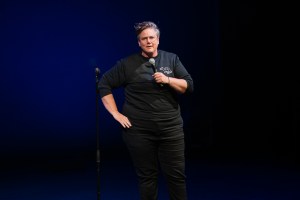Comedian Hannah Gadsby’s Latest, Woof!, to Have New York Premiere This Fall